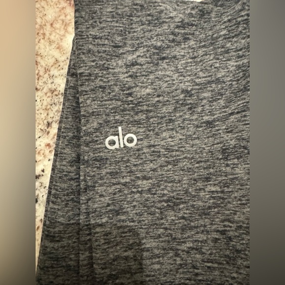 Lululemon/Alo-Lululemon Crop Leggings Gray Black size 4 and Alo Yoga XS bundle - Picture 6 of 6